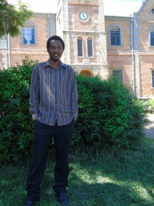 Blandino er student ved det teologiske fakultetet "SALT". Han vil arbeide i Bara området sør på Madagaskar og han forteller at "bare Guds ord kan forandre menneskers hjerte"