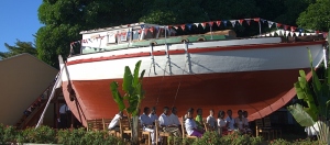 Shalom båten er blitt kapell på Shalom senteret i Mahjanga